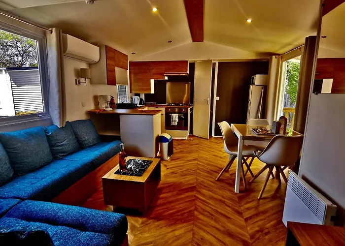 Evasion Lodge